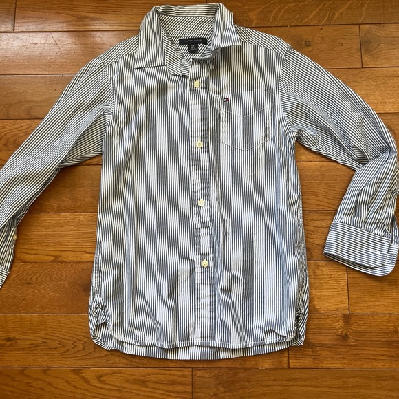 Tommy Hilfiger sweater set - Picture 2 of 5